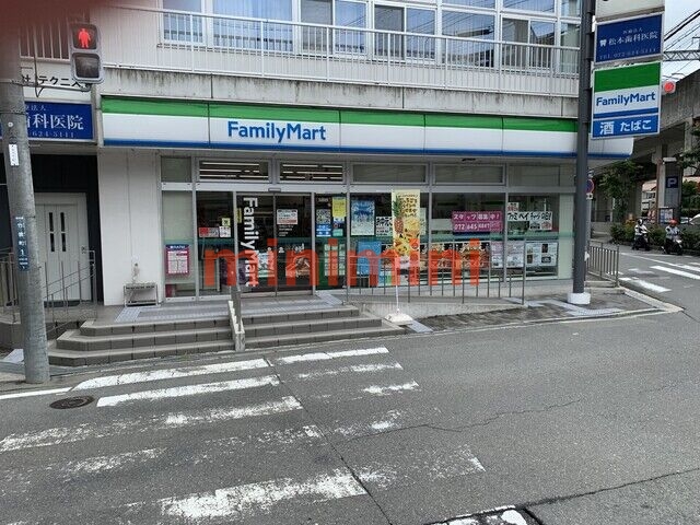 コンビニ　ファミリーマート茨木竹橋町店（コンビニ）まで258m