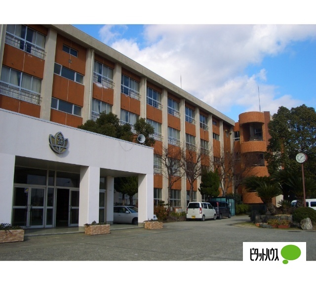 中学校　和歌山市立有功中学校（中学校）まで1282m