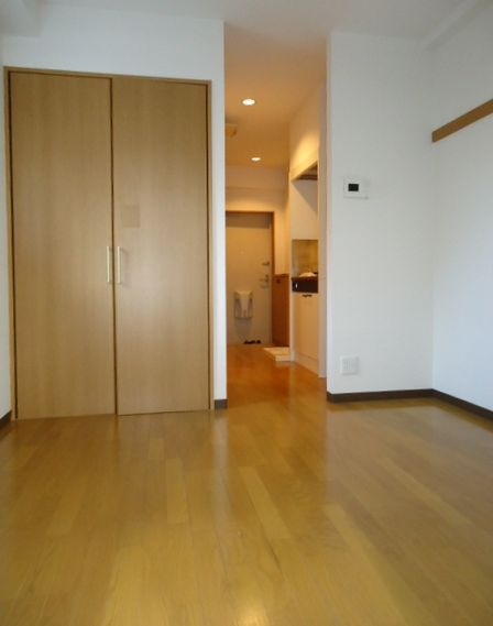 居室・リビング　明るいお部屋です。