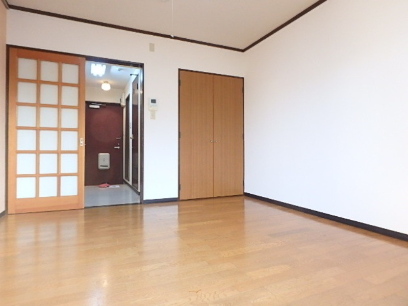 居室・リビング　図面と現状に相違がある場合には現状を優先