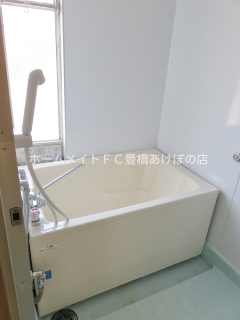 バス・シャワールーム　同型別部屋写真