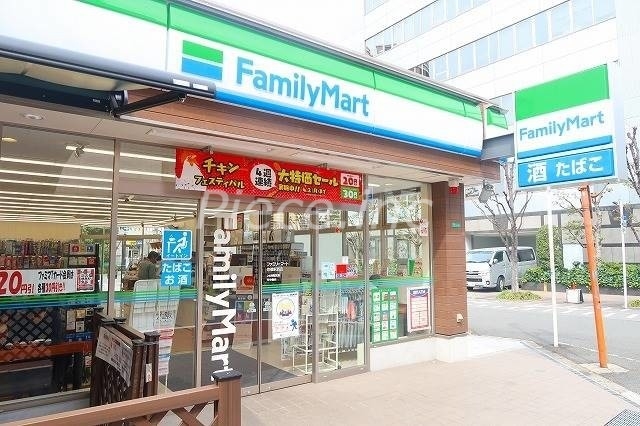 コンビニ　ファミリーマート京橋駅西店（コンビニ）まで314m