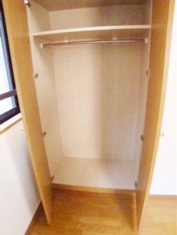 収納　クローゼット