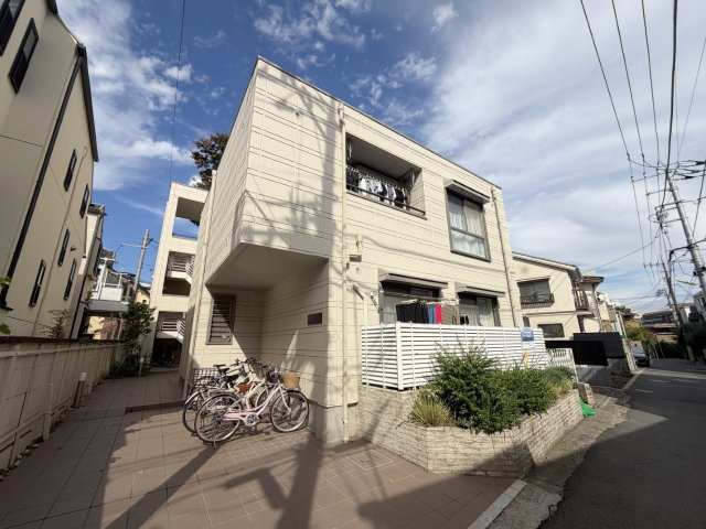 建物外観　耐震構造の旭化成へーベルメゾン