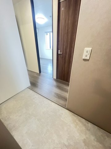 NIGAWA RESIDENCEIIの玄関写真