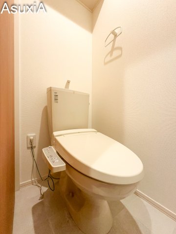 トイレ　別タイプのお部屋の写真です