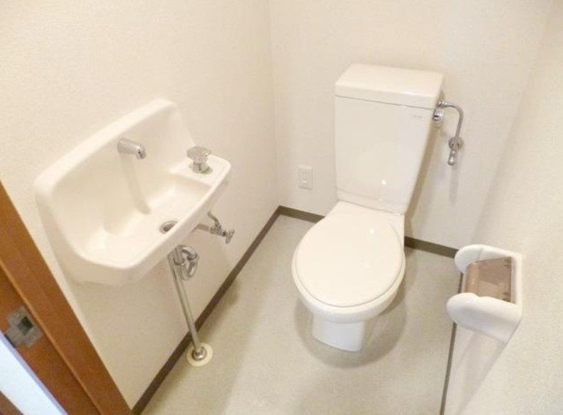 トイレ　参考写真です