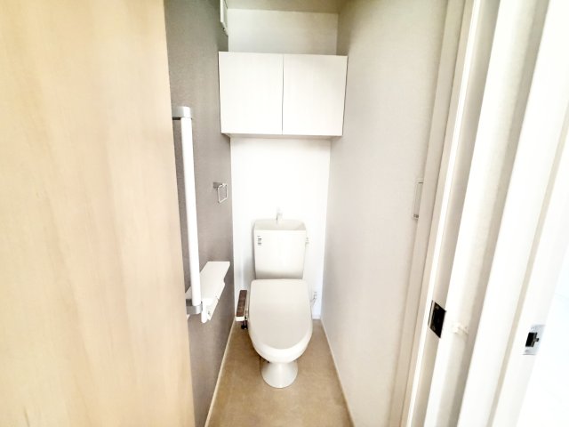 トイレ　※別部屋参考写真