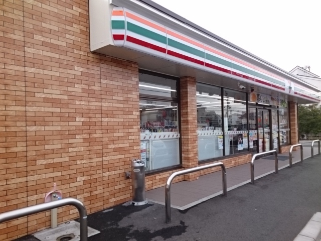 その他　セブンイレブン堺鳳南５丁店まで70m