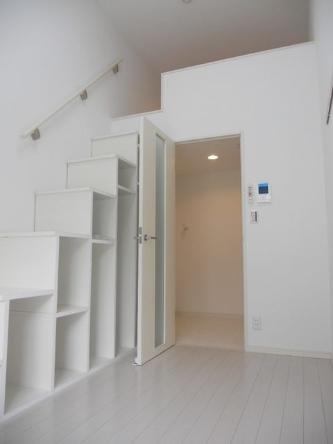 居室・リビング　★お部屋探しはタウンハウジング稲田堤店まで★
