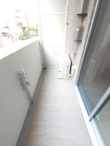 バルコニー　パークアクシス三番町