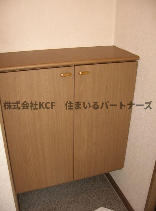玄関　収納もある玄関です