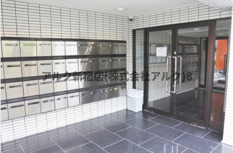 エントランス　清潔なエントランスです