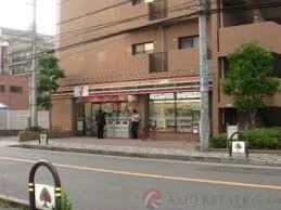 コンビニ　セブンイレブン吹田垂水町3丁目店（コンビニ）まで128m
