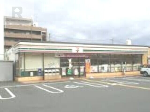 コンビニ　セブンイレブン東大阪菱江店（コンビニ）まで160m