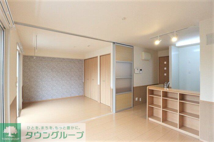 居室・リビング　※別号室参考写真です