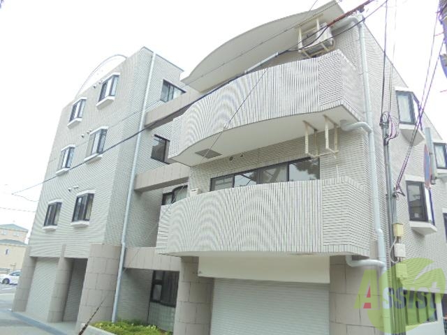 建物外観　こちら外観になります