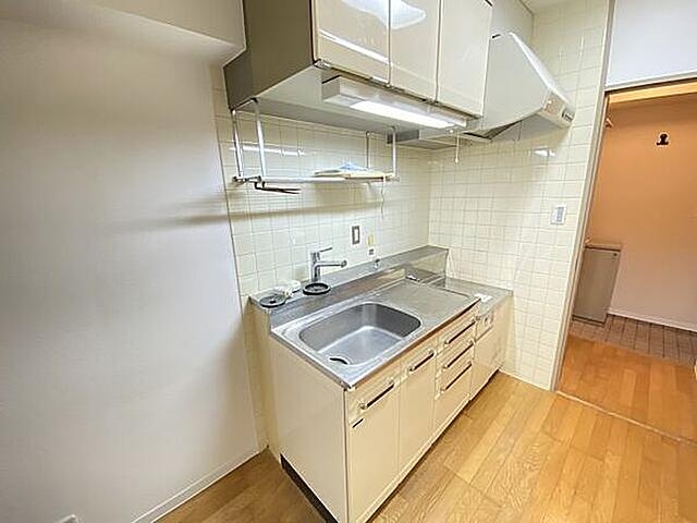 キッチン　ハイグレード椿　板橋区赤塚新町２