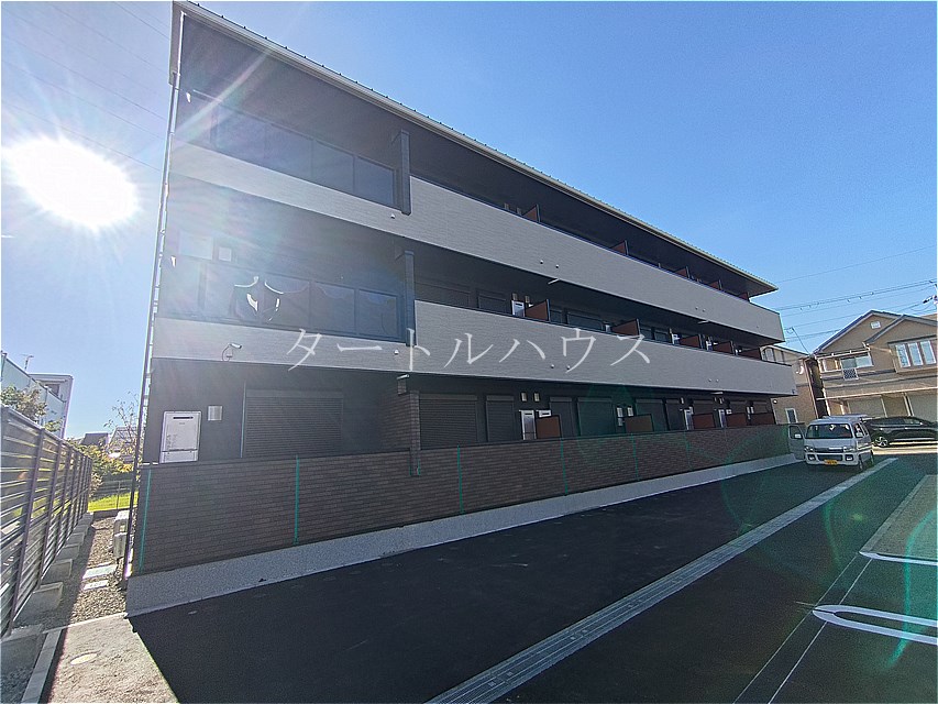 シャルモン深野 Westの外観写真
