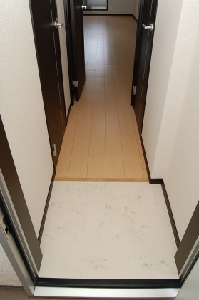 フジパレス堺大浜I番館の玄関写真