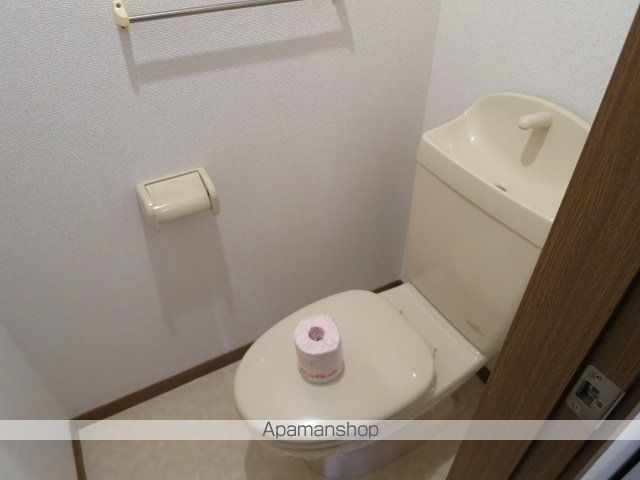 名古屋市守山区 2階建 築24年のトイレ写真