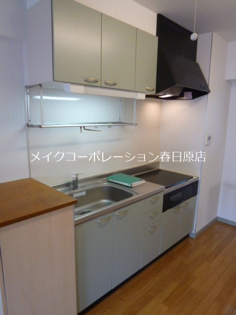 キッチン　写真は同型タイプ