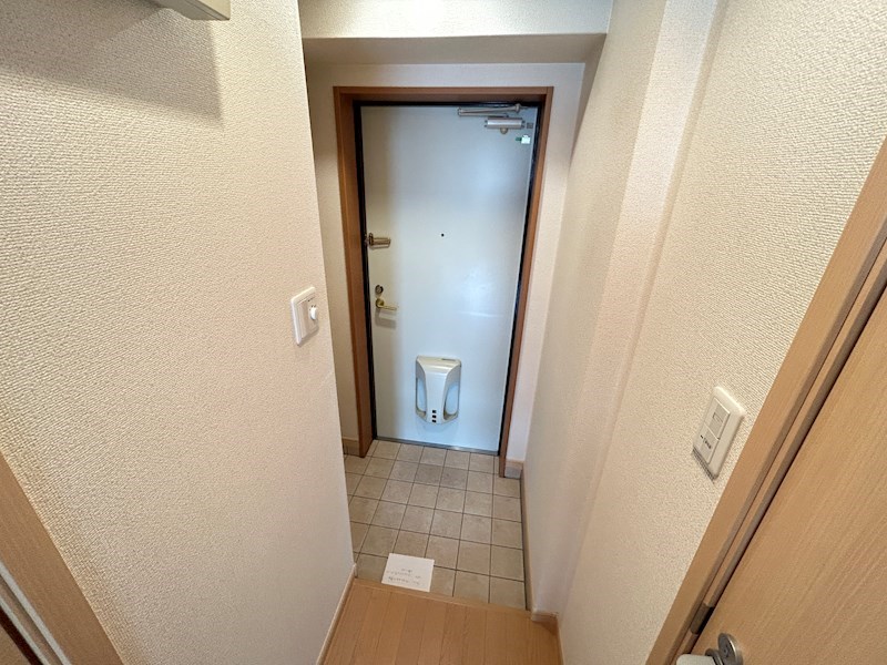 フォルシュ・Kの玄関写真