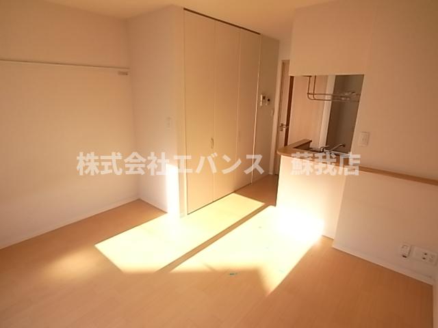 その他部屋・スペース　落ち着いて過ごせるお部屋なので、寝室にいかがでしょうか