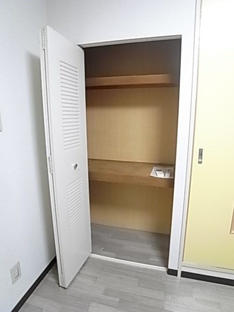 新井マンションの内装写真