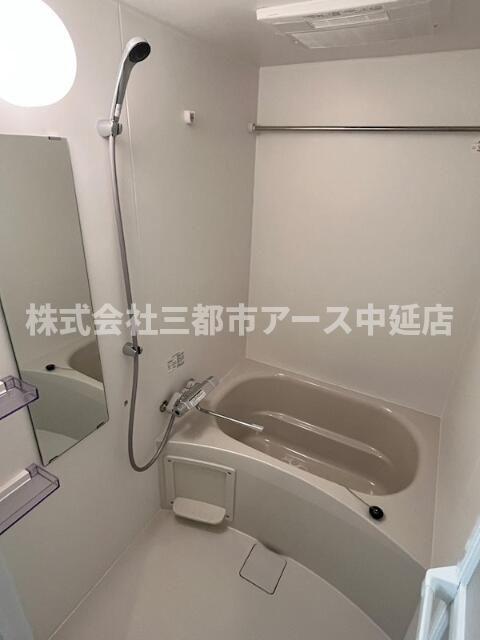 バス・シャワールーム　ＳＱＵＡＲＥ　ＣＩＴＹ　ＫＩＴＡＭＡＧＯＭＥ　は三都市アース