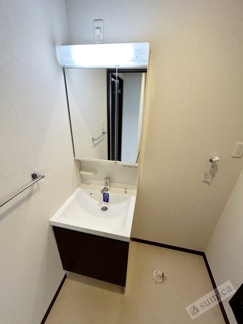 洗面設備　シャンプードレッサー付き・朝シャンもこちらで♪♪