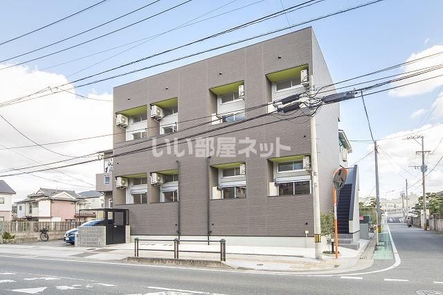 ゴールドパレス箱崎駅前の外観写真