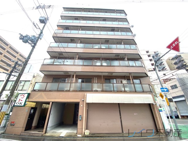 建物外観　落ち着いた雰囲気の外観です