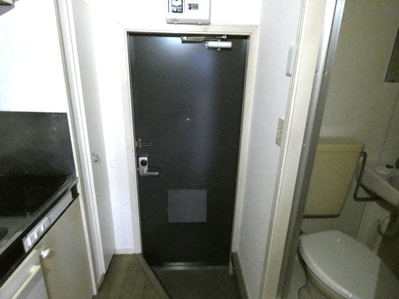 レオパレス川口第51の玄関写真