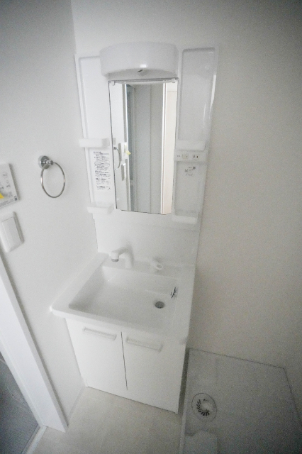 ADC高島駅南gleeの内装写真