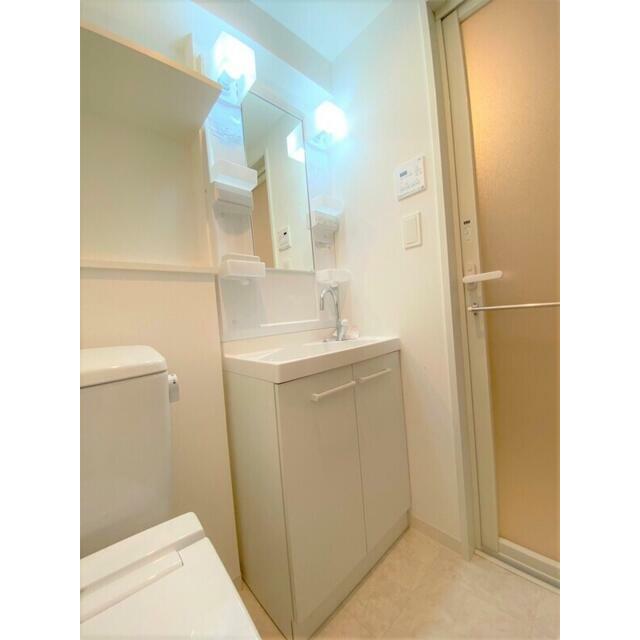 洗面設備　同物件別部屋写真
