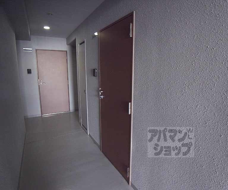 その他設備　玄関ドアです。