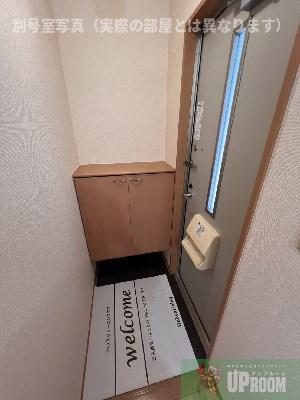 フロイデ山本の玄関写真