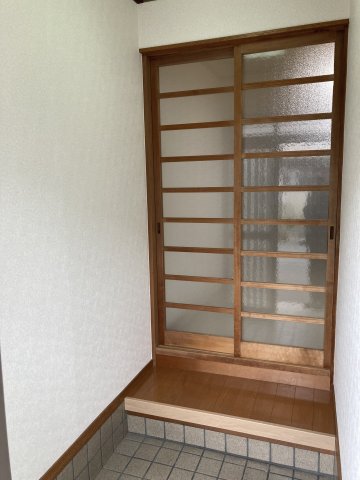 生島淡路5-19-20貸家の玄関写真