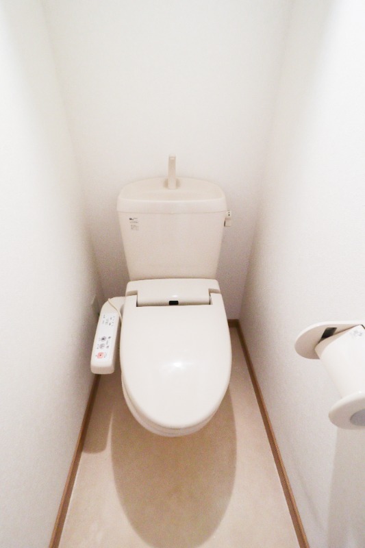 トイレ　図面と現状に相違がある場合には現状を優先