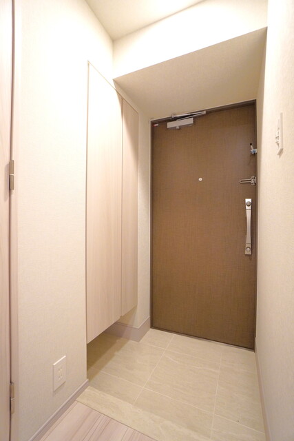 玄関　※写真は同タイプ住戸です。