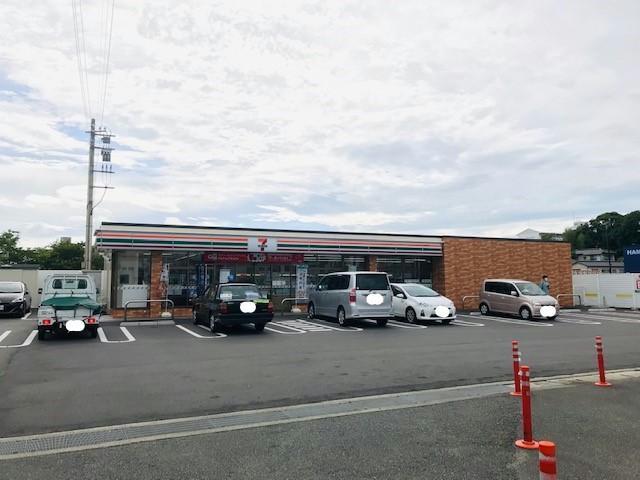 【下関市生野町のアパートのコンビニ】