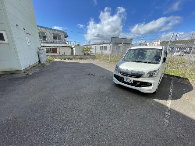 駐車場　駐車場