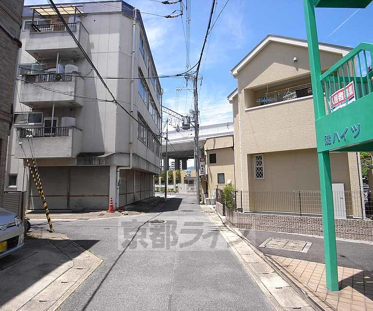 【京都市伏見区淀池上町のマンションのその他】