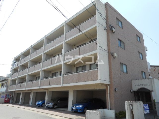 名古屋市中村区新富町のマンションの建物外観