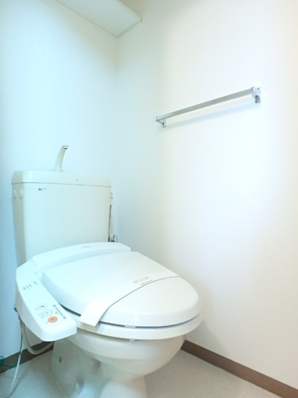 【小山市大字外城のアパートのトイレ】