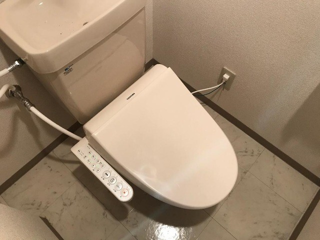 【メゾンドソレイユのトイレ】