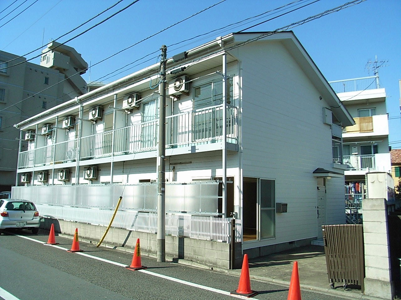 世田谷区中町のアパートの建物外観