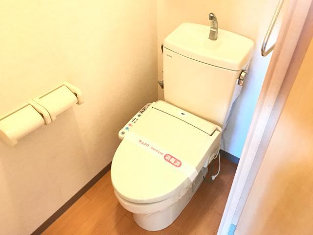 【スカイフォレストIのトイレ】