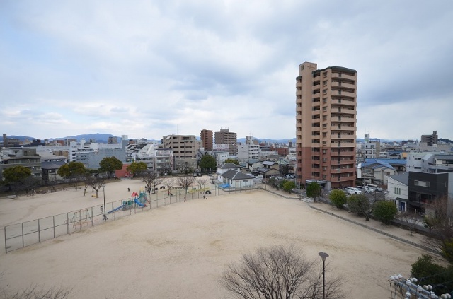 【広島市西区庚午北のマンションの眺望】